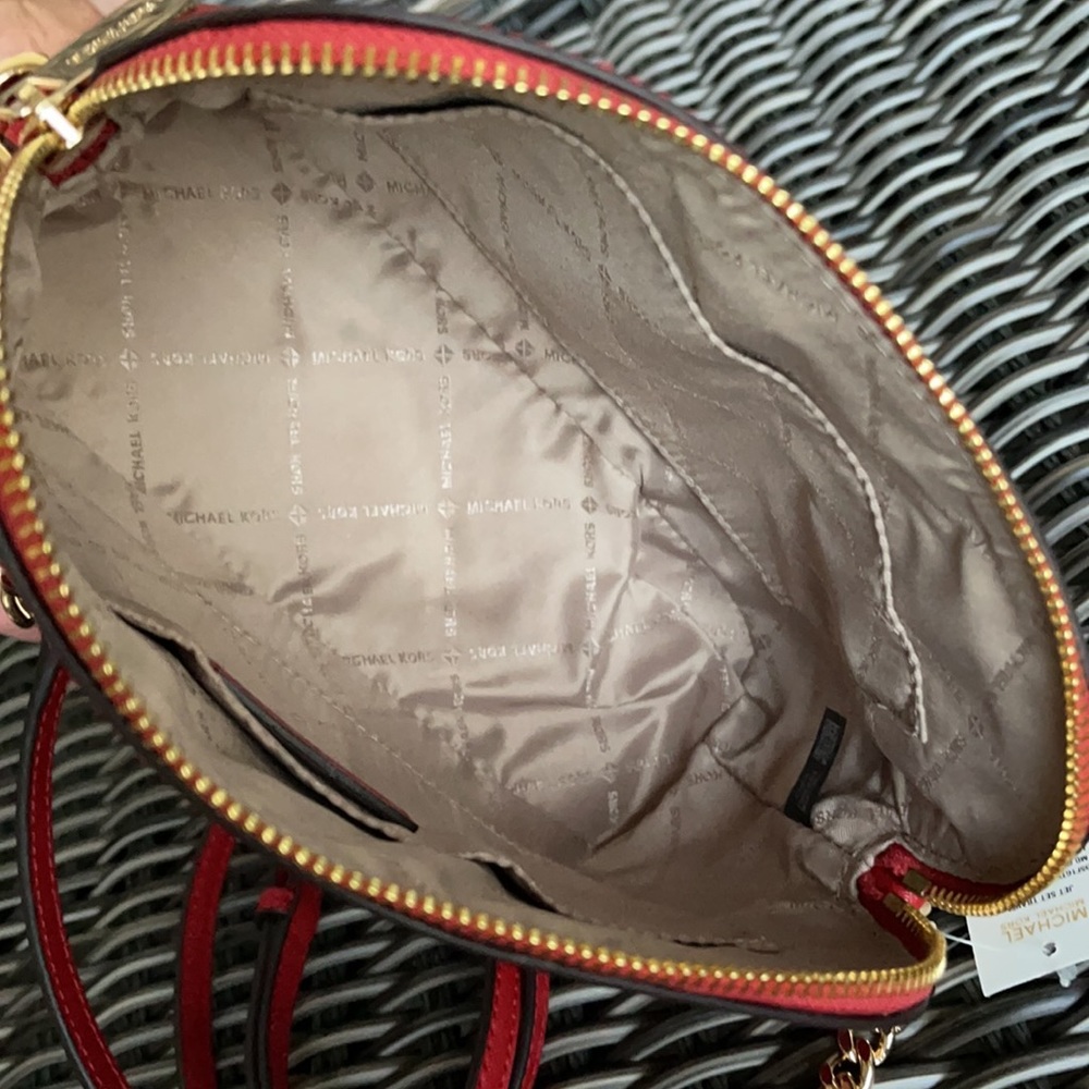 MICHAEL KORS Jet Set Travel Medium Logo Dome Crossbody Bag FLAME COLOR - Picture 10 of 16